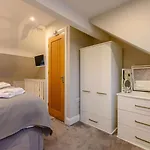 2 Bed In Oc-sz036 Casa de Férias