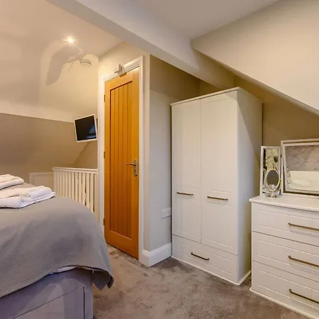 Holiday home 2 Bed In Sz036