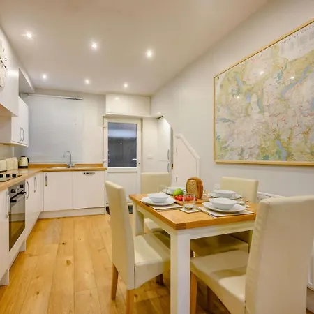 2 Bed In Oc-sz036 Hébergement de vacances *